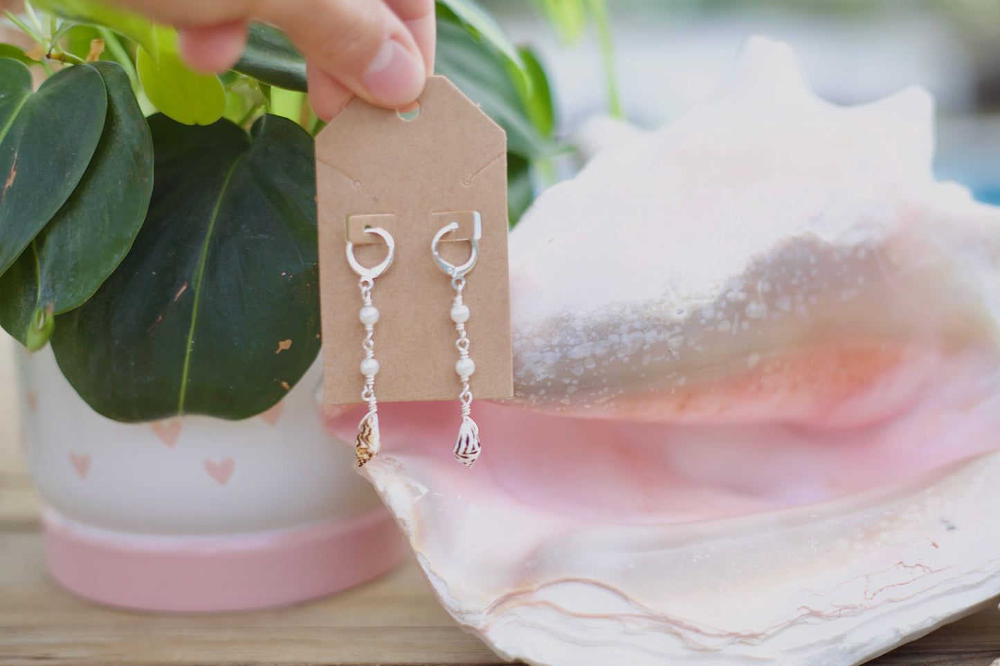 Pearl Shell drop earrings